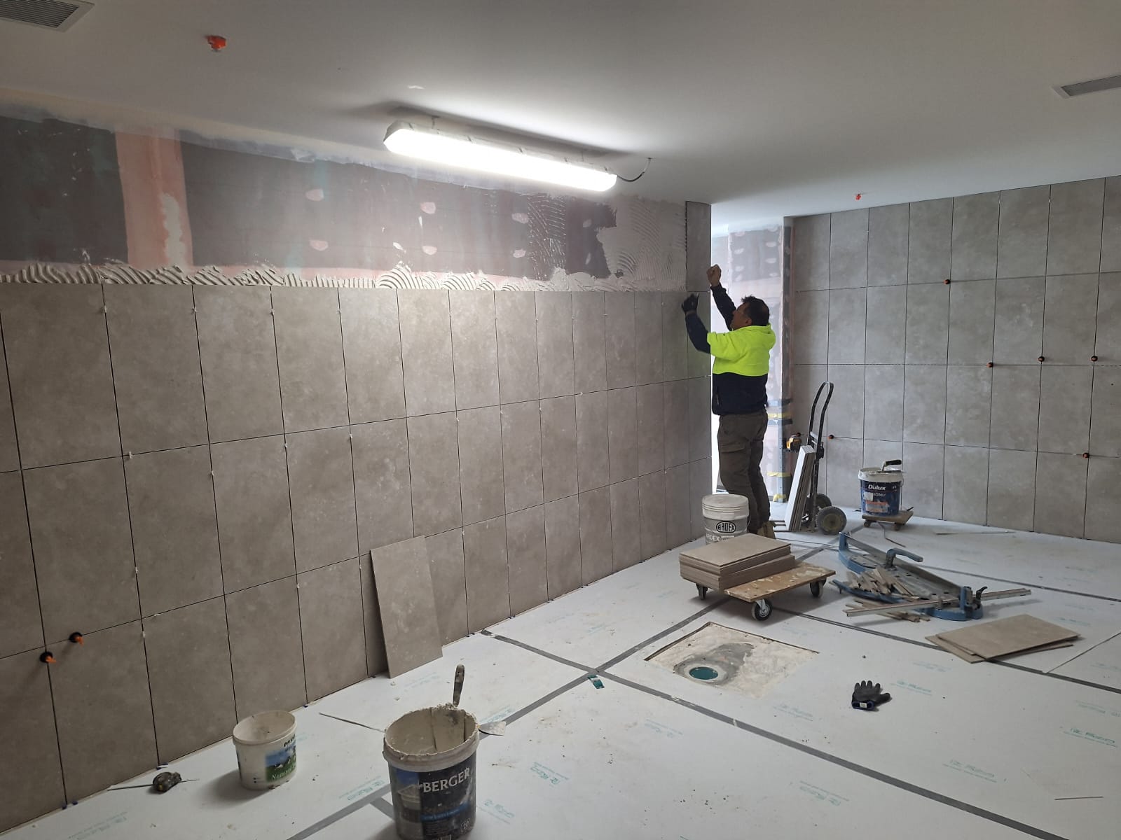 wall tiling by jar group tiling
